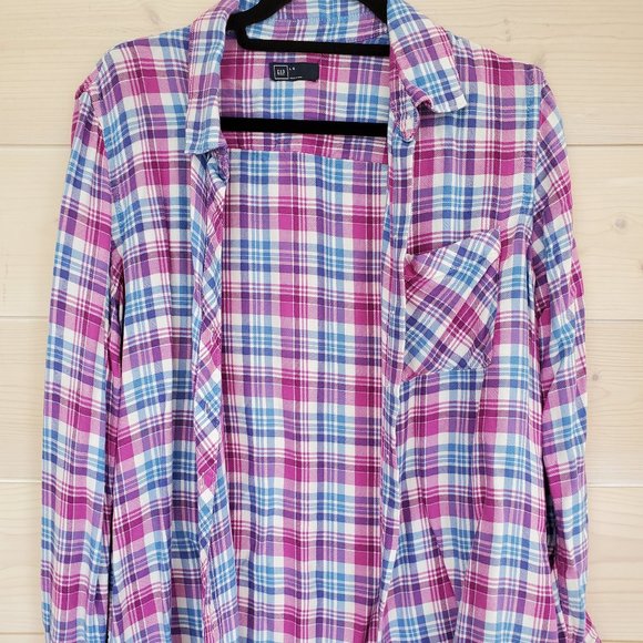 Super soft light flannel Plaid Button Up Shirt - Picture 1 of 5